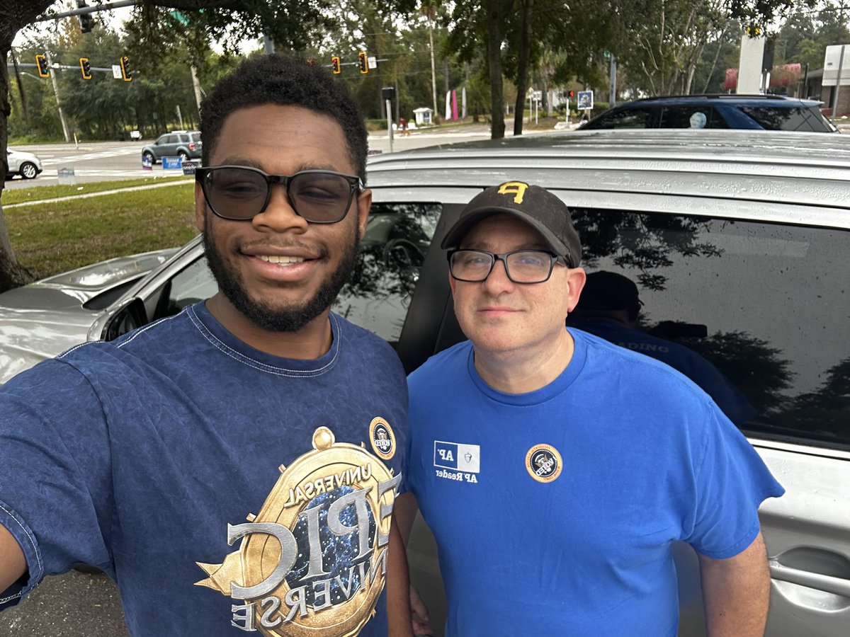 tomrossmanith's tweet photo. Just a couple of alpha dudes doing their part to save America from fascism and 200% import tariffs.  #Vote2024 https://t.co/VhM5CYwrc2
