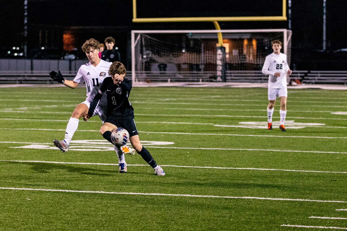 LAST CLAP OUT | The season didn’t end the way we hoped but we sure loved watching this team play their hearts out and are so proud of their accomplishments. Seniors…it truly was an honor having you on the pitch. #Bthe1