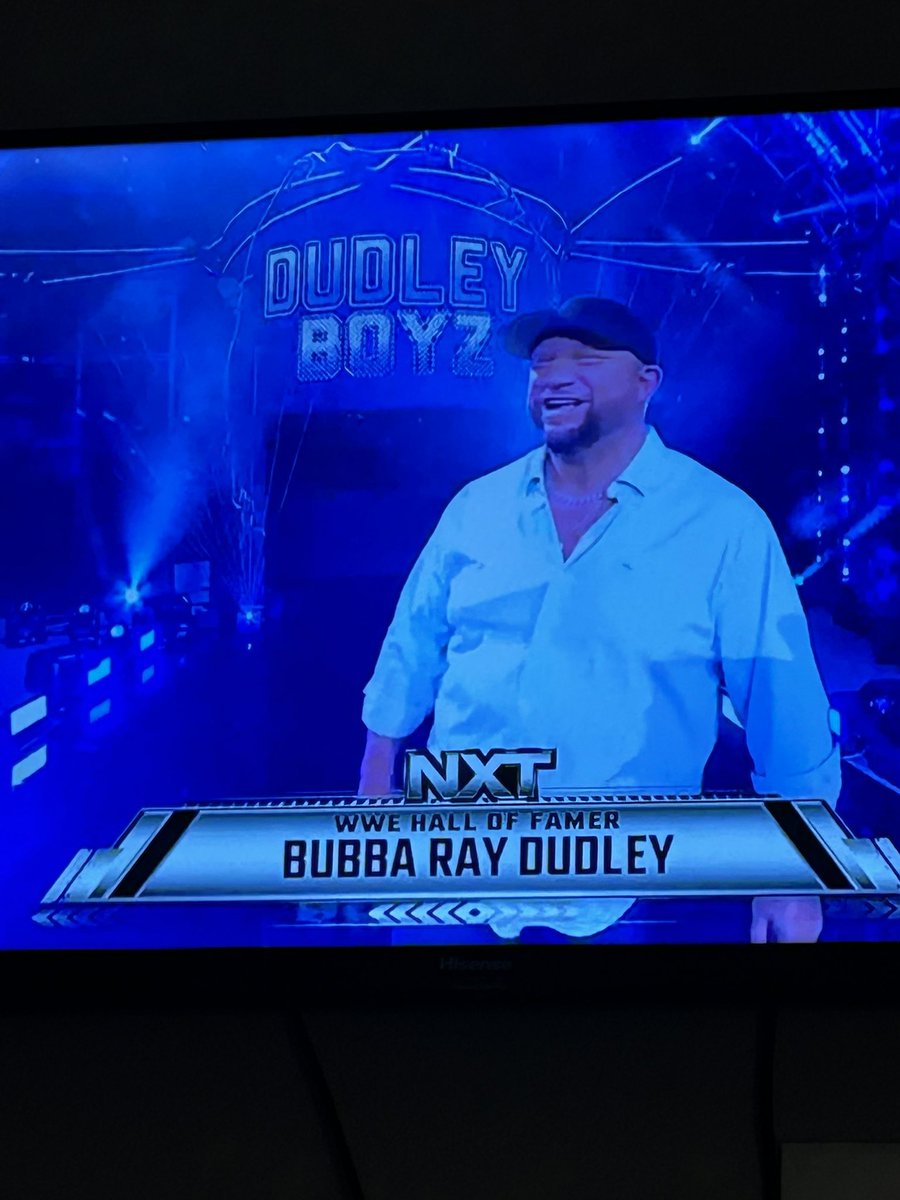 LisaH54's tweet photo. Time to do work @bullyray5150 ! 🔥🔥❤️🔥🔥 https://t.co/xzqWDEc2CL