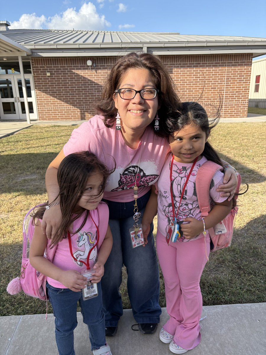 SantaFeCISD's tweet photo. 💖💞Keep Calm and Avoid Drugs 💖💞

#redribbonweek2024 https://t.co/Vh95aiArDy
