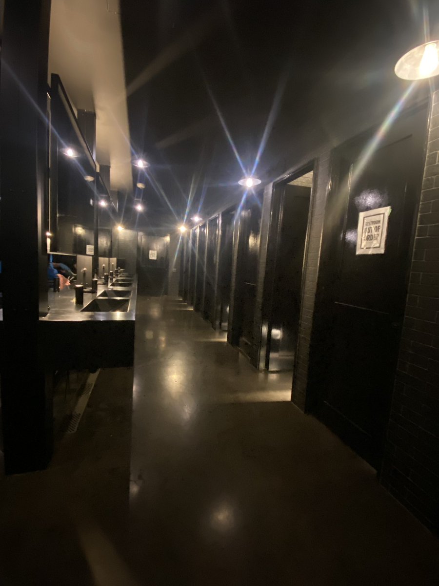 dxroldan's tweet photo. #Toronto #Waterworks Food Hall features washrooms that are all black. What’s the #design purpose here? It’s so hard to see, especially for people with vision disabilities. https://t.co/U8zBjU9GcC