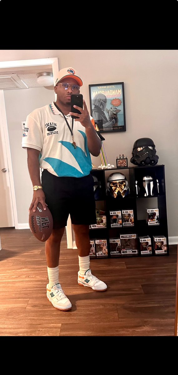TreWatson11's tweet photo. Don Shula 🏈🐐 Halloween 24’ https://t.co/8At70WxQf7
