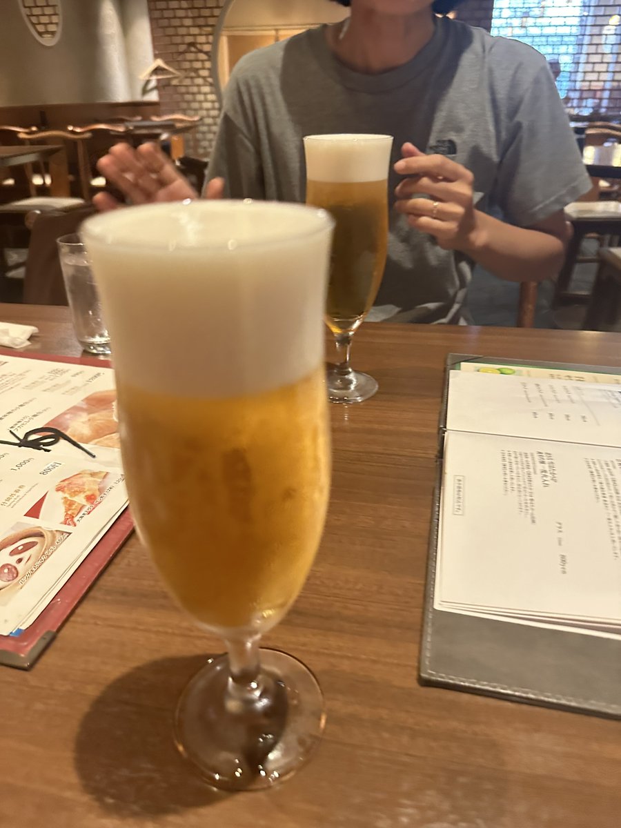 EllieJapan2022's tweet photo. Having Chinese food with my friend!!
#Chinesedumplings #eggrolls #dineout #withmyfriend #reuion #Japanesebeer #Ueno #上野 #funtime #Tokyo #Japan https://t.co/WqplDujnCD