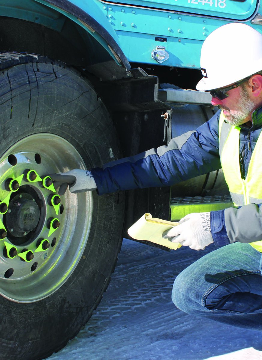 Gear up for winter with our essential jobsite safety tips! Find out more here: ow.ly/nfjK50TVFpf