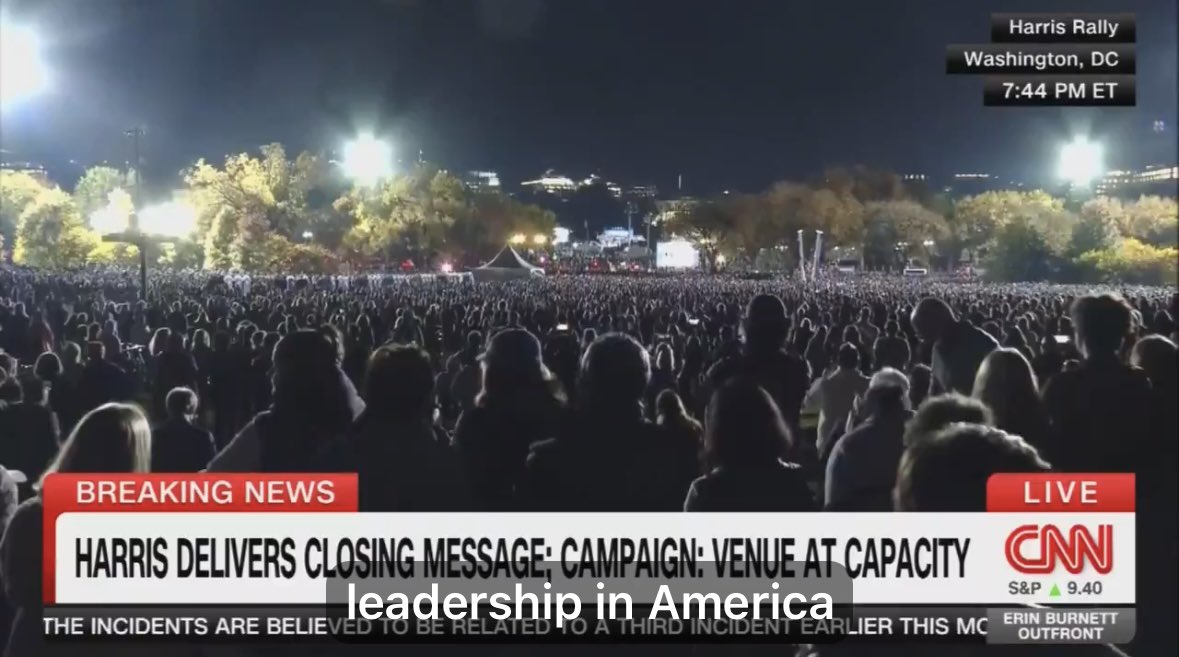 AmoneyResists's tweet photo. MSNBC estimates at least 75,000 people in this crowd. That’s more than attended Trump’s inauguration. https://t.co/U9VSTkpU57