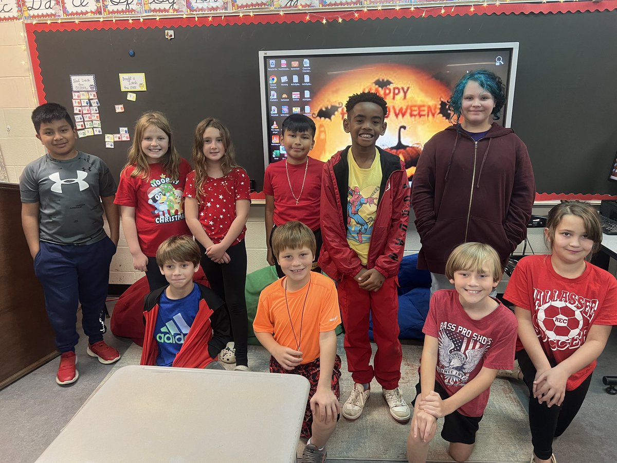 mrs_canady20's tweet photo. We are Drug Free Ready!
#WearRed
#RedRibbonWeek https://t.co/njCrJ0bcFO