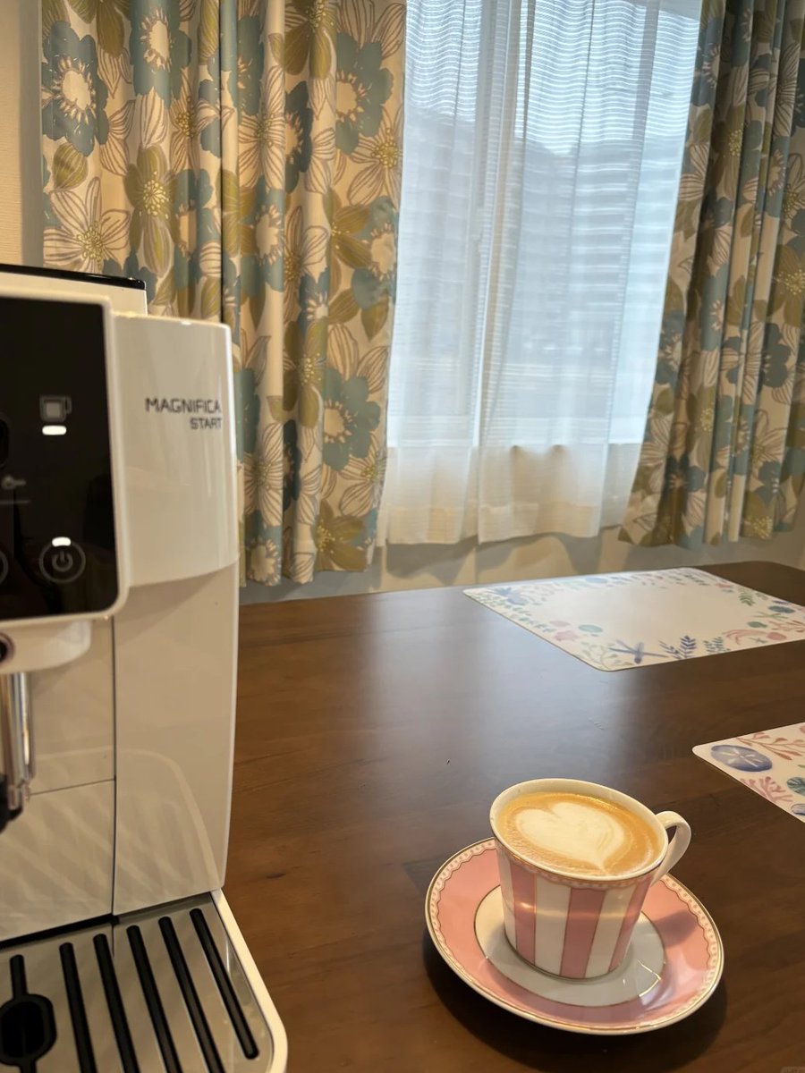 HannahyLee's tweet photo. More and more love their own coffee ☕️! https://t.co/S827WeOpId