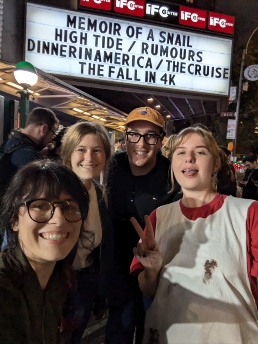 brunerette's tweet photo. Dinner in America @IFCCenter tonight was fucking TITSSS! Magical to watch in theaters...like real magic 🙌 🍉 @AdamRehmeier @EDSkeggs @KyleGallner @foodrockshard https://t.co/OfZO25bezw