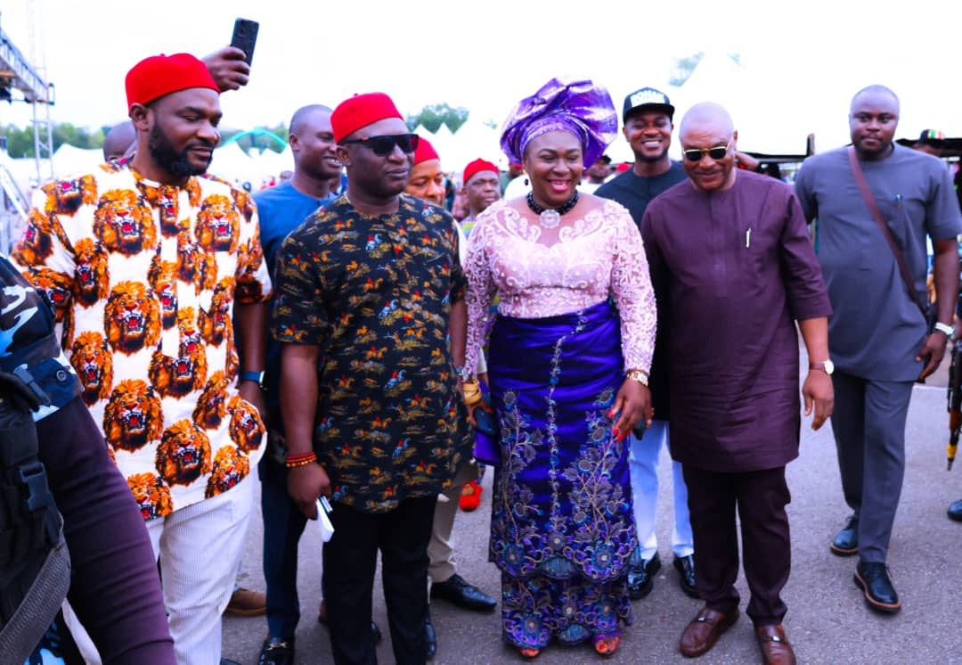 UchennaJOkolo's tweet photo. On Saturday, October 12th, I was pleased to join fellow leaders and local government chairmen at the 2024 New Yam Festival (Iri Ji) hosted by the Enugu State Ministry of Culture, Tourism, and Creative Economy at Michael Okpara Square, Enugu.
#OneDayOneProject
#TomorrowIsHere https://t.co/M05tCWqMfg