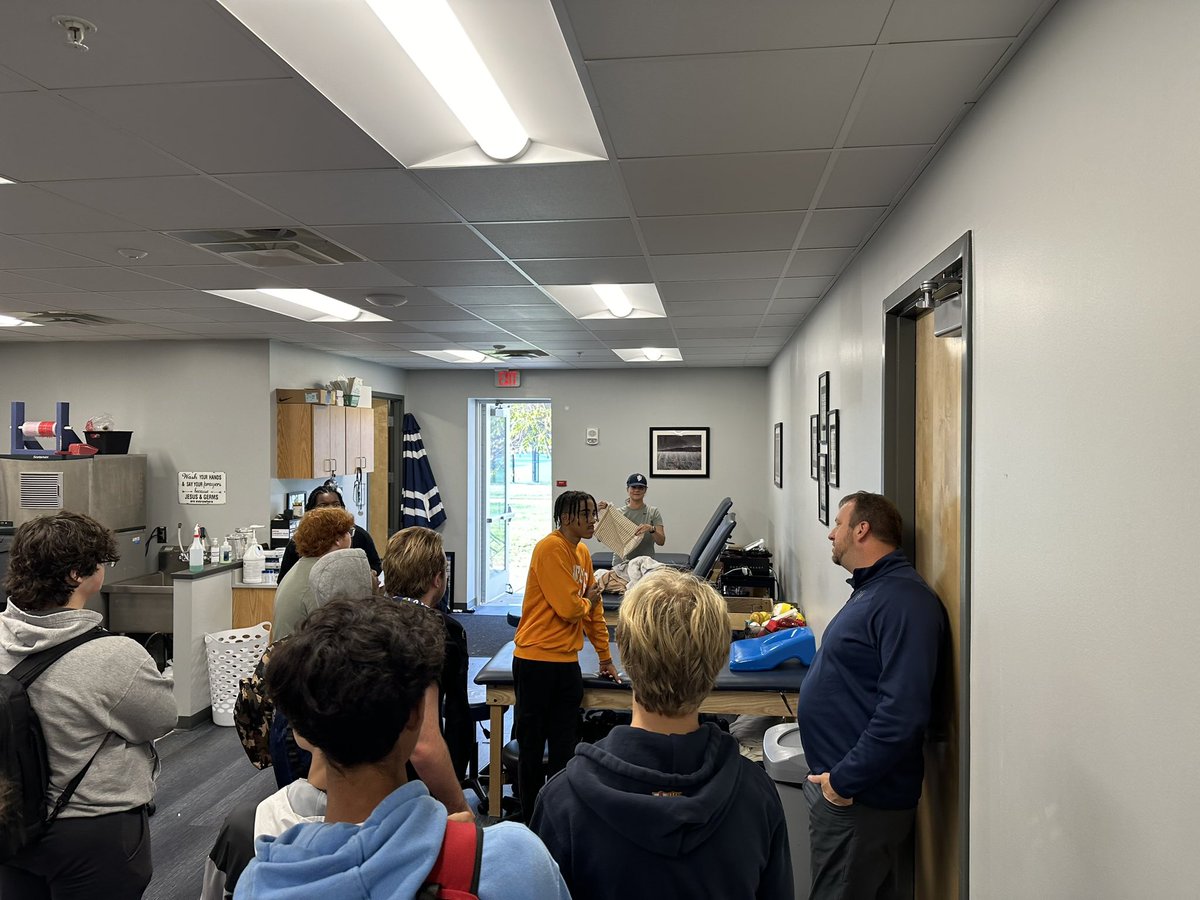 Karns High Health Sciences & Human Services tweet media