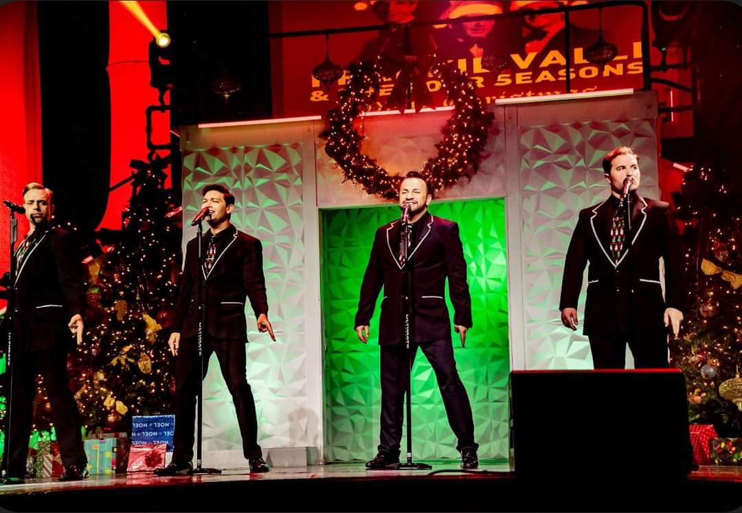 KingsCastleThea's tweet photo. It’s Christmas time for New Jersey Nights! 🎄

Join our talented cast to celebrate this festive time of year with the incredible music of Frankie Valli and the Four Seasons. 🎶

#NewJerseyNights #BransonMo #bransonshows #christmasinbranson #kingscastletheatre https://t.co/Jpwv4ymeam