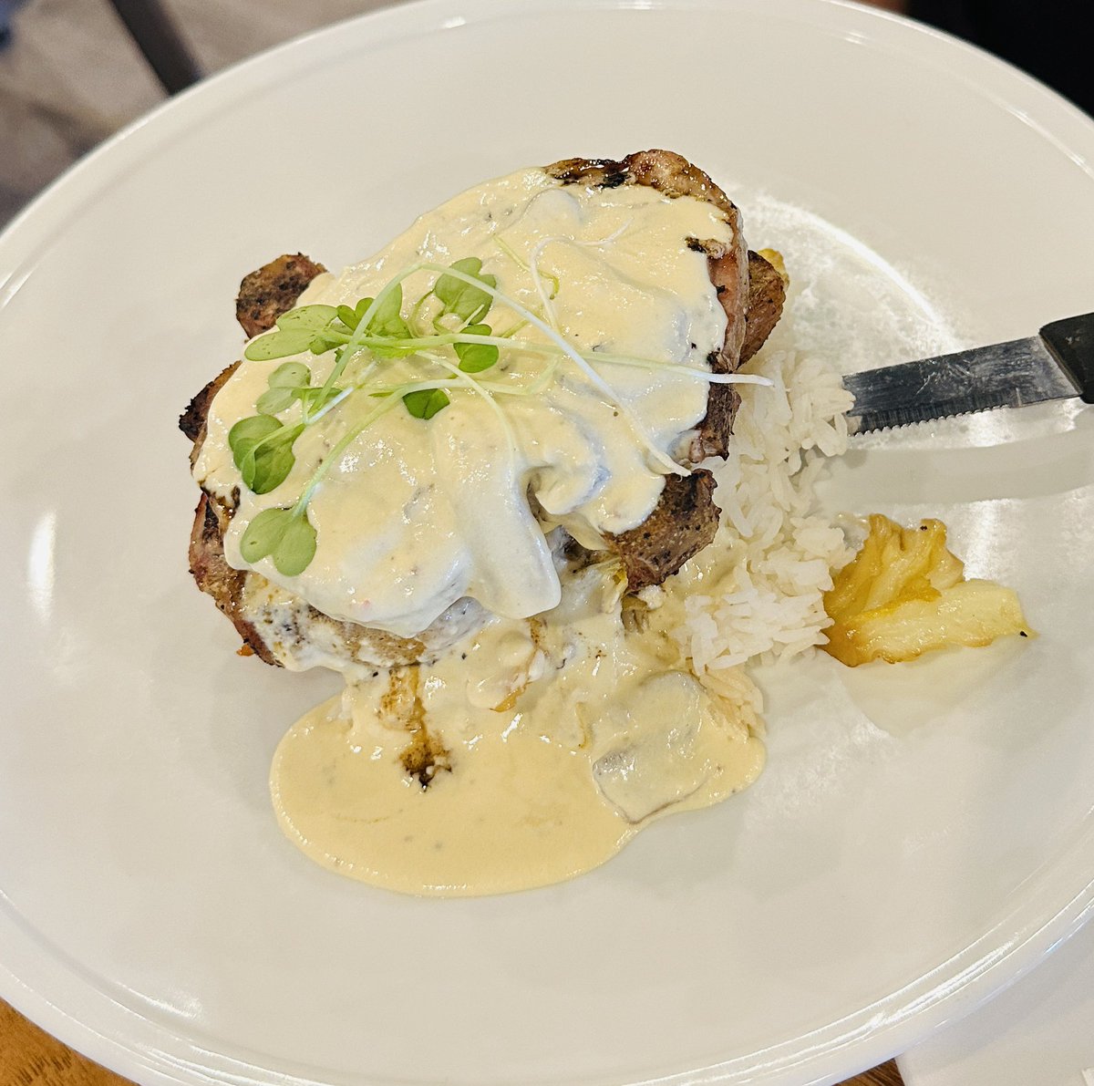 Calvo'sLifeStyleClub tweet media