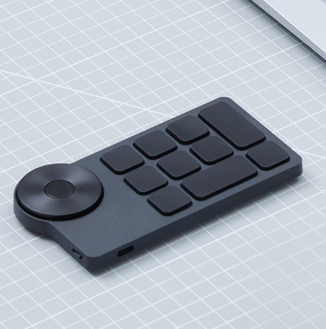 XPPEN's tweet image. 🤔 Time to shake things up with a think-out-of-the-box challenge!  
Can you give this product a completely WRONG name?🤪 🙅
👇Drop your ideas in the comments below, let's see what creative minds could bring!  
#WrongAnswersOnly #XPPen #ThinkOutsideTheBox