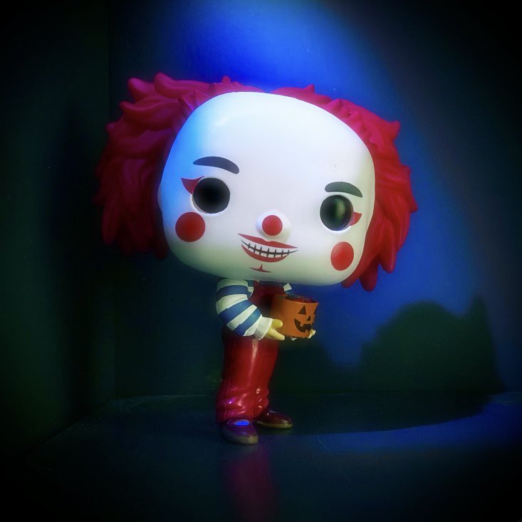 MajesticWarLynx's tweet image. It’s Day 2 of the @OriginalFunko #FunkoPhotoADayChallenge : Spooky

It’s also Day 5 of the #FunaticsFunkoPhotoADayChallenge hosted by @FunkoLeeM &amp;amp; @dj3cb : Trick-or-Treat

#Funko #Funkoween #FunkoOct2024 #FunkoFrights #FunkoFamily #FunkoFunatic #FunkoPops #FunkoCommunity