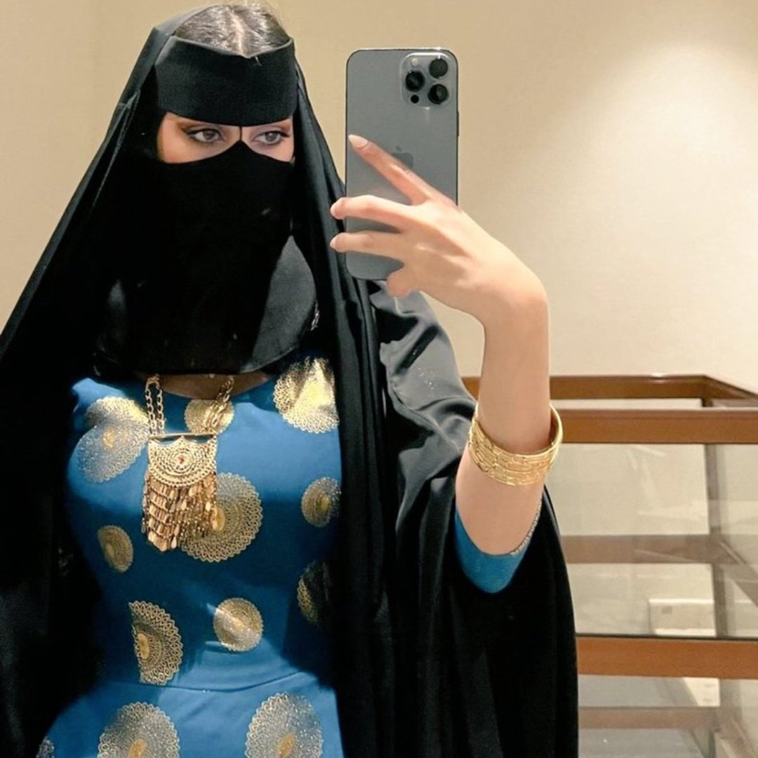 الجنسية سعودية 
المنطقة الرياض 
القبيلة دوسرية 
ارمله عقيم 
عمري 40
طولي 168
وزني 71
جميله بيضاء جسم انوثي حلو عندي سكن خاص فيني عندي خير كثير ابي زواج مسيار سري على بيتي من رجل  يخاف الله فيني ويقدر الحياة الزوجية اسعدة ويسعدني
شروطي رجل سعودي فقط للجادين