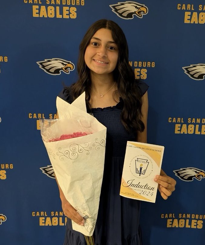 New Lenox Lightning ST (@nllightningst) on Twitter photo Congratulations on being inducted to the National Honor Society - Casey Twietmeyer, Anie Balta, and Samira Matarieh. They are all quality softball players as well as students!
<a href="/CaseyTwietmeyer/">Casey Twietmeyer</a> <a href="/AnieBalta/">Anie Balta 2026</a> <a href="/samira_matarieh/">Samira Matarieh</a> Congratulations on being inducted to the National Honor Society - Casey Twietmeyer, Anie Balta, and Samira Matarieh. They are all quality softball players as well as students!
<a href="/CaseyTwietmeyer/">Casey Twietmeyer</a> <a href="/AnieBalta/">Anie Balta 2026</a> <a href="/samira_matarieh/">Samira Matarieh</a>