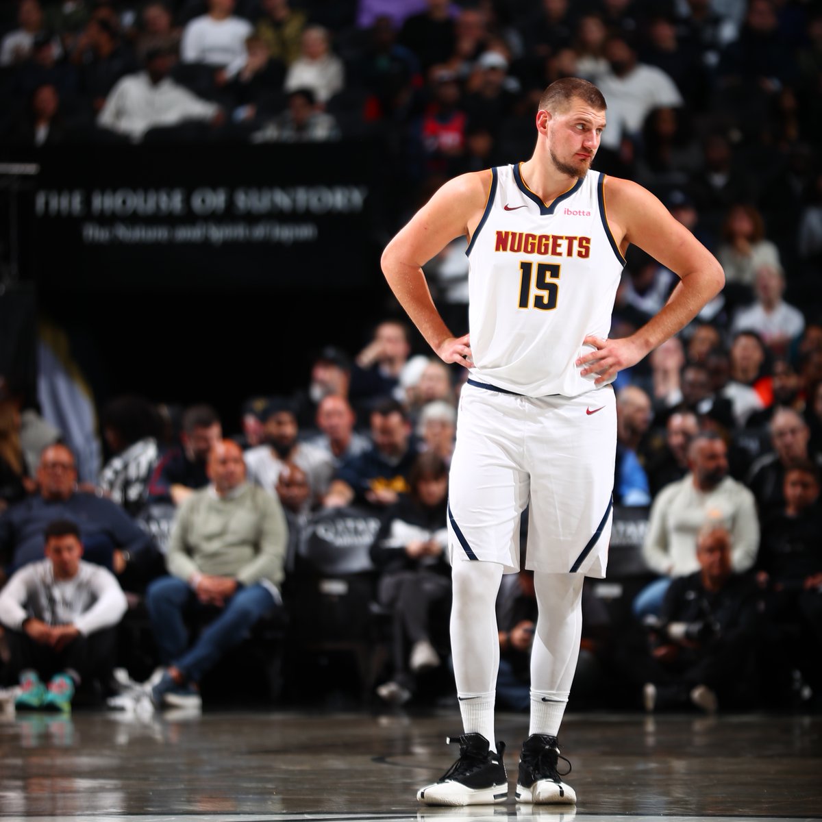 BleacherReport's tweet photo. The Joker in Brooklyn 🃏

29 PTS
18 REB
16 AST

CHEAT CODE. https://t.co/D6uSk4TAJ0