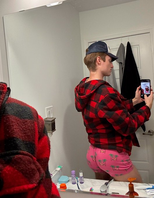 For gays https://t.co/WrnBLl72Xc