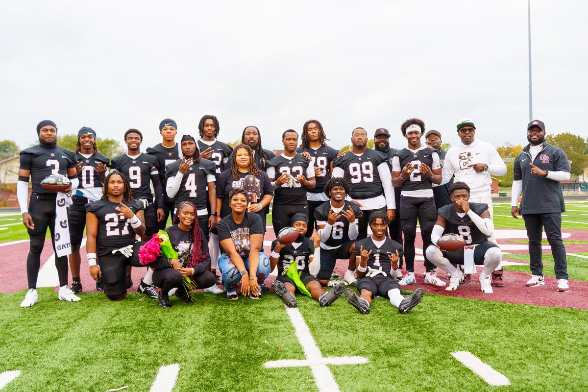 Tyron “Ba” Steed (@tyronsteed1) on Twitter photo Had a wonderful Senior Night! Couldn’t be more thankful for my loved ones and my family here at <a href="/RitterPrep/">Cardinal Ritter College Prep Football</a> 🖤🦁🤞🏾 Had a wonderful Senior Night! Couldn’t be more thankful for my loved ones and my family here at <a href="/RitterPrep/">Cardinal Ritter College Prep Football</a> 🖤🦁🤞🏾