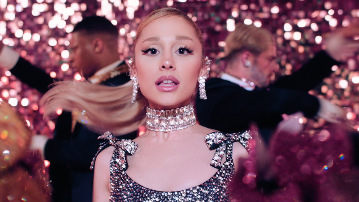 JumpTrailers's tweet photo. Ariana Grande 4K
Swarovski

🧵1/15 https://t.co/TpvL3ppvtY