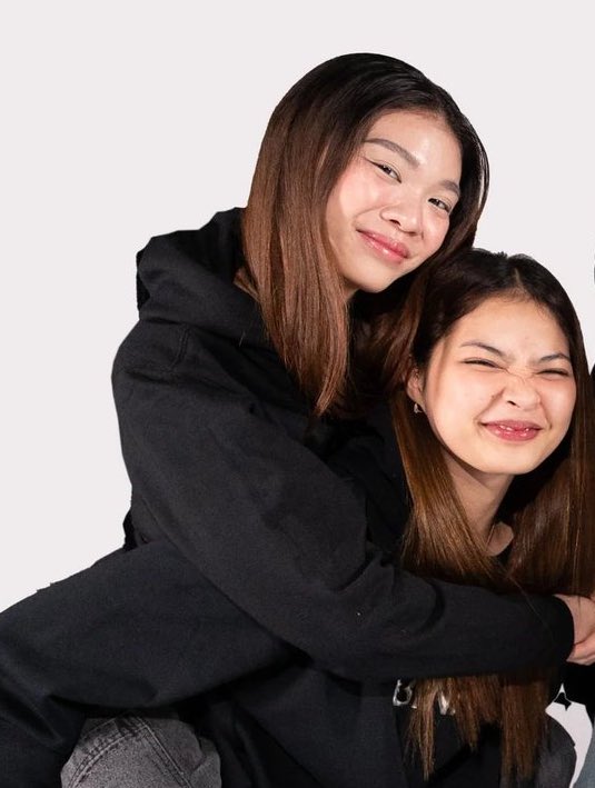 colceycrops's tweet photo. COLCEY SMILE COLCEY PIGGYBACK COLCEY NOSE SCRUNCH OMYGGHAD HINDI PINILIT, KUSANG BINIGAY!! https://t.co/SGrtzI5umD