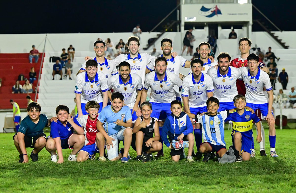 #LigaHelvética | Final del partido por la tercera fecha del Clausura

<a href="/NacionalNH1910/">Club Nacional de Nueva Helvecia</a> 2 Esparta 1

⚽️⚽️ Alejo Gastán

A descansar y pensar en la semifinal departamental del domingo. Seguimos que estamos bien, todos juntos! Vamo el bolso 🔵⚪️🔴

#ClubdeCampeones