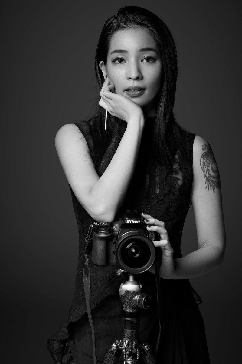【１１月３日開催！】人気の女性写真家ヨシダナギさんのトークショーが開催。世界の少数民族や先住民などを美しく撮影されるヨシダナギさん。カメラを携えて世界中を渡り歩いた珍トークを生で聞ける機会です！ぜひご来場ください。  詳しくは公式ホームページを御確認下さい。nagi-yoshida.com