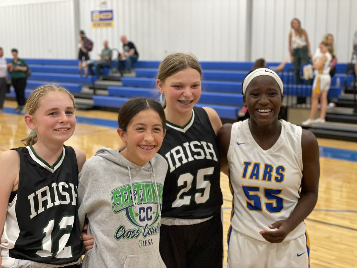 SkeeterSoze's tweet photo. So great to see them together tonight. @MidProGirls strong! https://t.co/RBmGI0DqRW