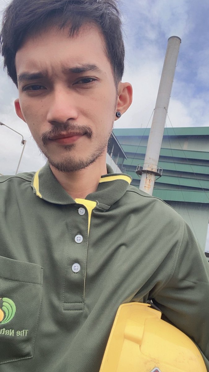 NossChumphon's tweet photo. เหงาเวอร์ไปไหมบ้างทีก็….🤣🤪 https://t.co/ENWJnfk6gU