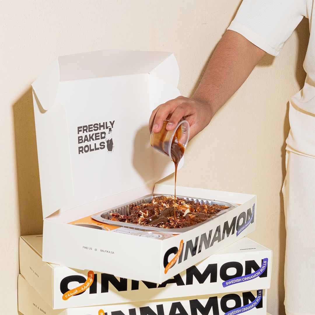 سينامون رول بالفيكا موجود في تطبيقات التوصيل 
من افضل المنتجات الي طورتها 
رابط الطلب في جاهز 
jahez.link/omg3JeZV6Nb