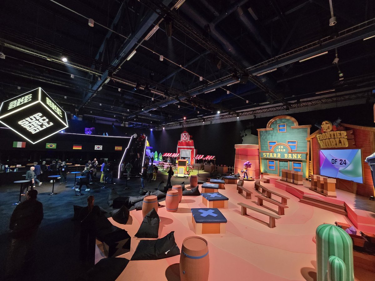 zenklar's tweet photo. Let's go! Very cool venue set up this year! #GamesFirst #GF24 #Supercell https://t.co/lIF2gDl9Mc