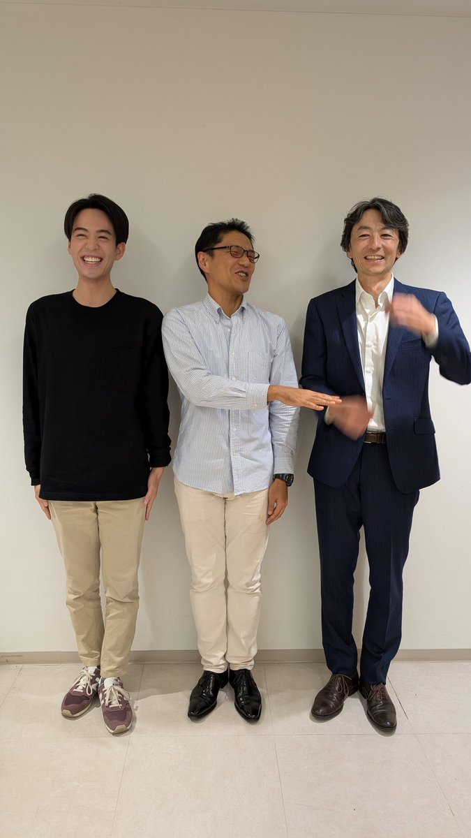 今日の #コスギン質問箱 は「小杉さんは低身長なの？高身長なの