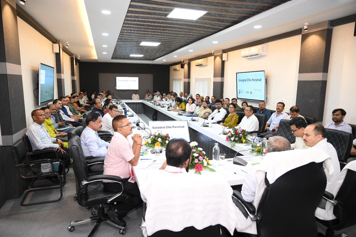 SFCAssam's tweet photo. On October 30, 2024, a team of 7th Assam State Finance Commission headed by Lt. Gen. (Retd.) Rana Pratap Kalita visited Golaghat district and interacted with the representatives of local bodies and other stakeholders. #Assam  #LocalGovernance #CommunityEngagement https://t.co/RBgefwWzV6