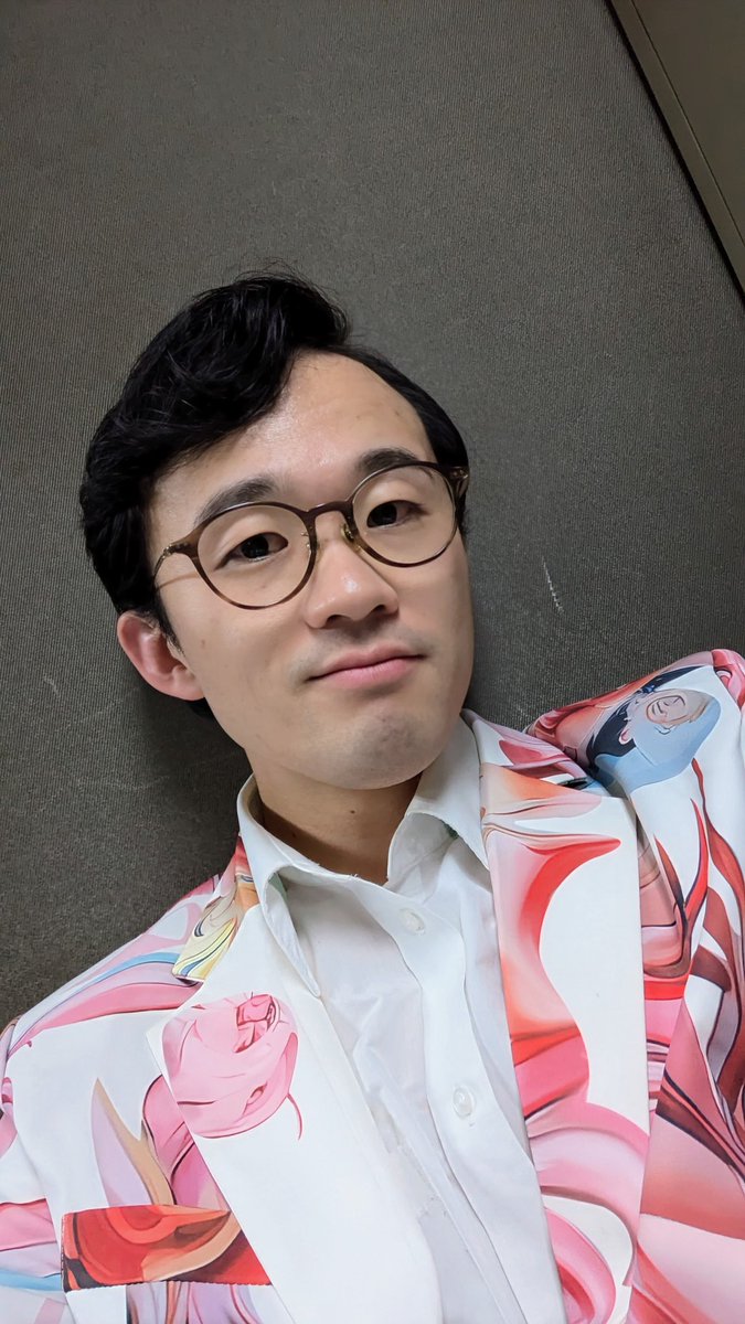 bndmtsk777's tweet photo. 舞台ミサイルマン、今日19時から初回をむかえます🕺
3時間の中に、殺陣、ダンス、歌、芝居と盛り盛りでお送りする作品。
ぜひ楽しみにしててください✨
#舞台ミサイルマン https://t.co/vWq7LAxuOU