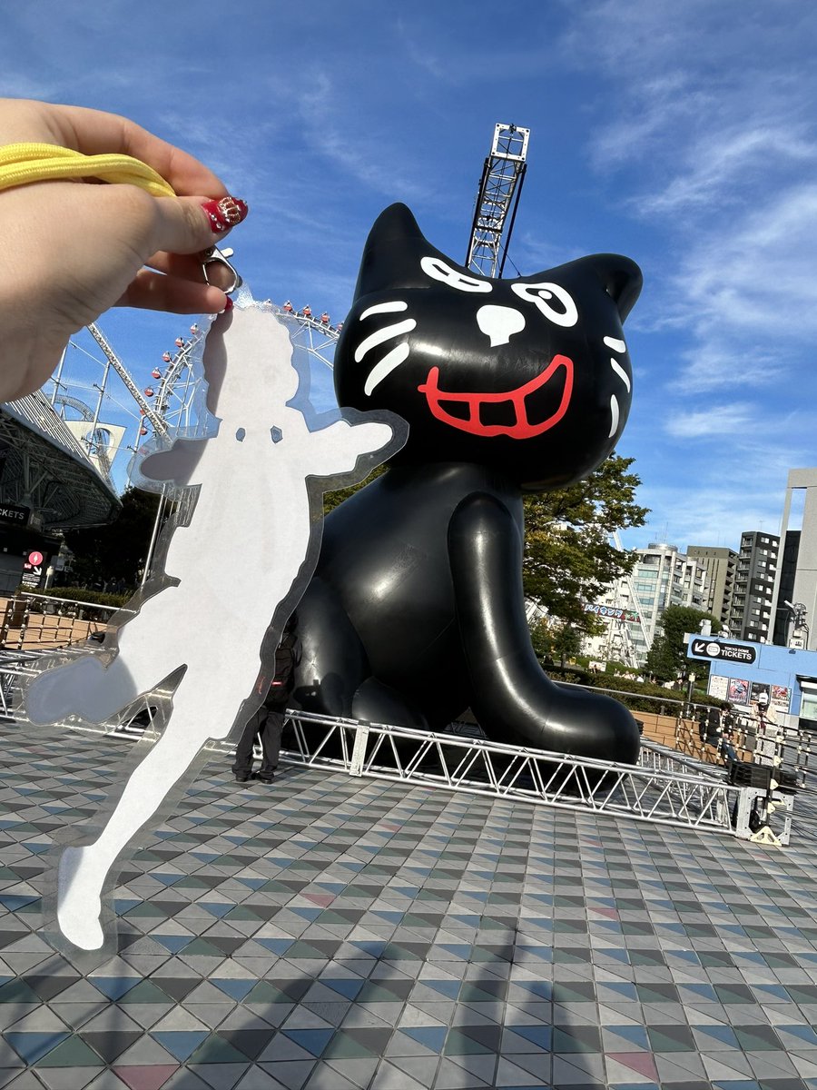 りな子。 tweet media