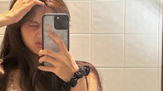 ⠀

◌  𝗷𝗼________𝗷𝗼 𝘴𝘩𝘢𝘳𝘦𝘥 𝘢 𝘴𝘵𝘰𝘳𝘺.
⠀⠀ orait! let this sleepyhead (me) roll into a TMI sesh to light up her confidence, shall we? (yes)

⠀⠀