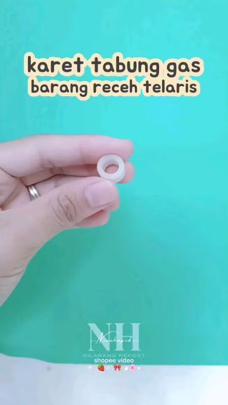 nina_hapid's tweet photo. Ayo, lihat videoku di Shopee Video!  https://t.co/cG3tqj5EPx https://t.co/THd4FrJiWK