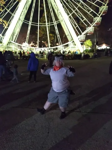 AnxiousWizardry's tweet photo. "Hey Buddy! It's sure fun seeing Special Park Events! I hope you had fun!" #IndigoPark #cosplay #SixFlags
#FrightFest https://t.co/lW7h7fDleW