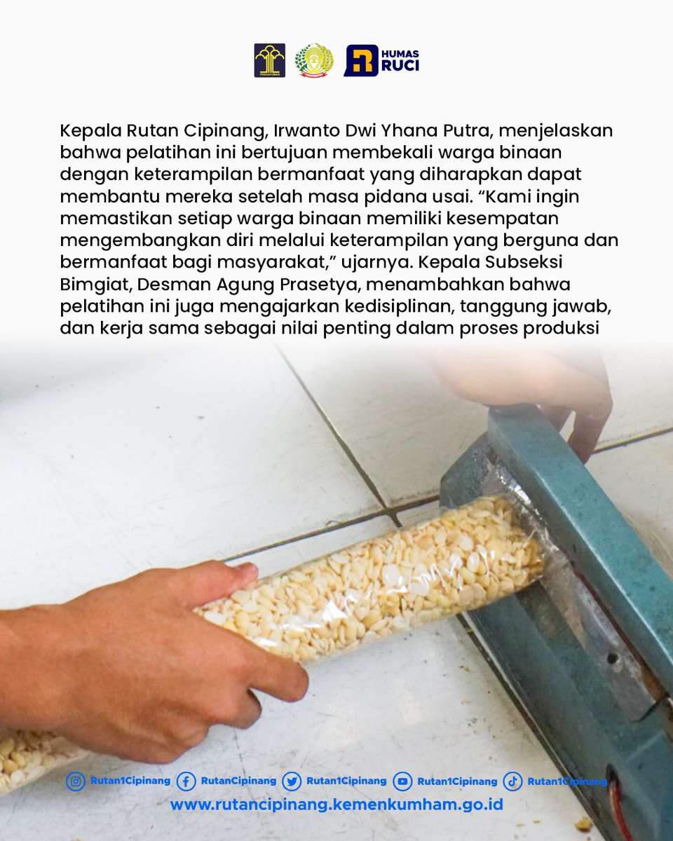 rutan1cipinang's tweet photo. Rutan Cipinang Latih Warga Binaan Produksi Tempe
#RUCI
#SemakinPASTI
#Pemasyarakatan
#ASNBerAKHLAK
#kanwilkumhamdki
@Kemenkumham_RI
@DITJEN_PAS
@kanwilkumhamdki https://t.co/vTe6BdSOBd
