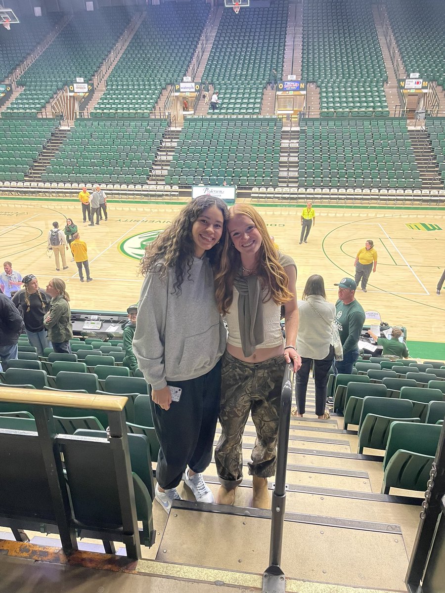 Hey!, look who saw each other at the CSU Exhibition game 👀

Miss seeing you 2 in the gym!

#GRIT