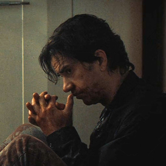 youngpunked's tweet photo. Still think Hamish Linklater as Father paul is probably the best performance I've ever seen in media. It's insane to me how good he is https://t.co/8bsndg84ND