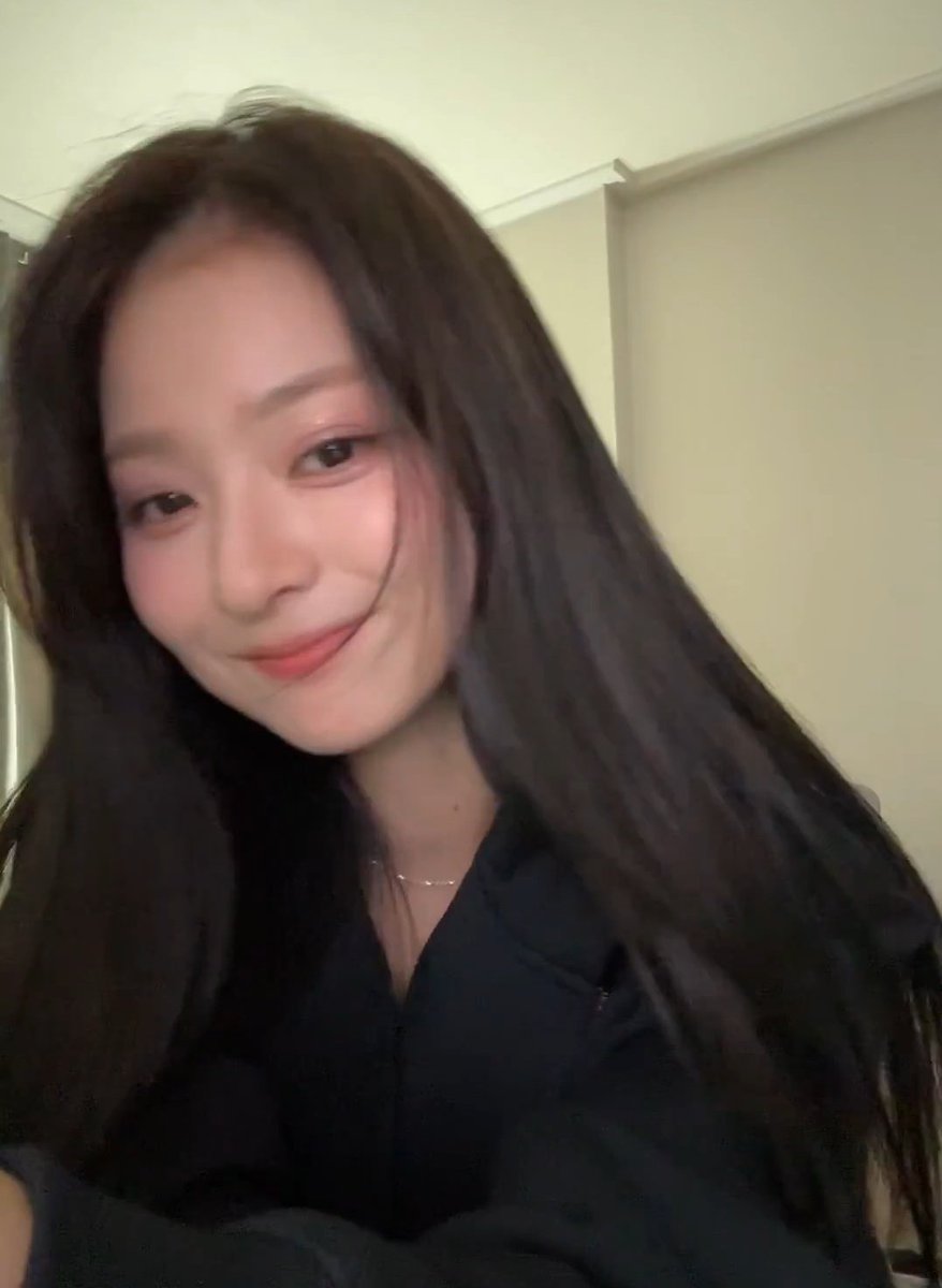 nagyungbangs's tweet photo. 241029 #이나경 #nagyung https://t.co/wv7CakQ3r8