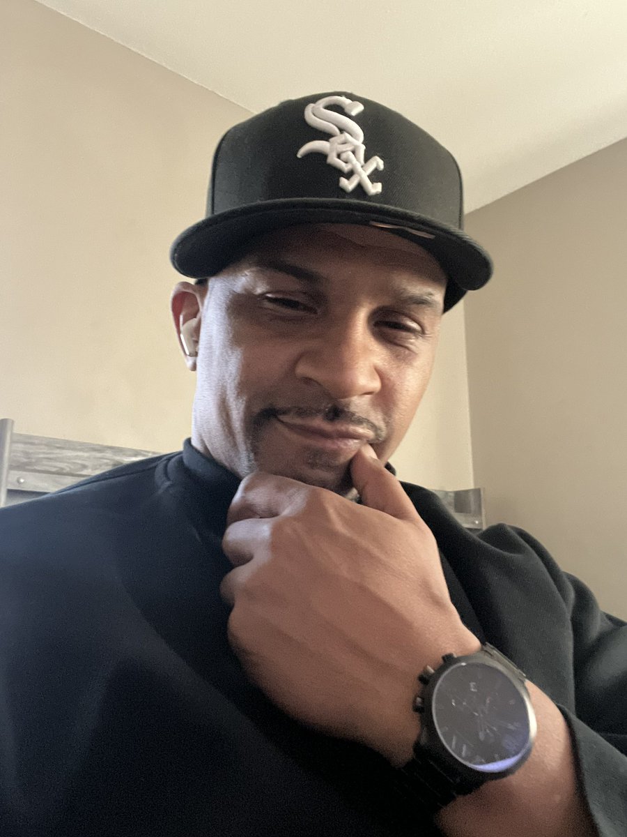 EdwinLinzy's tweet image. Thinking of a master plan