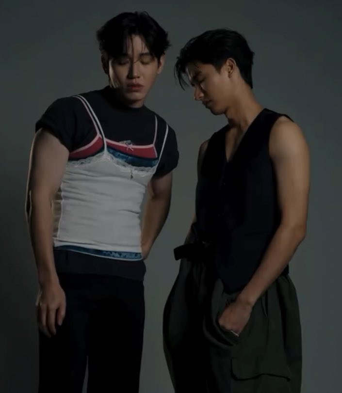 CRYYYY😭

#เตนิว #LOfficielCoolGuy