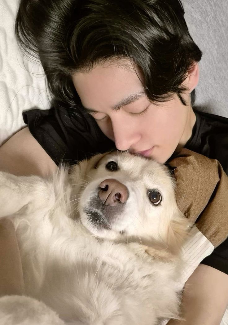 jake9226's tweet photo. this pic is of Jake and Layla🥹 https://t.co/aKfFiPbrGy