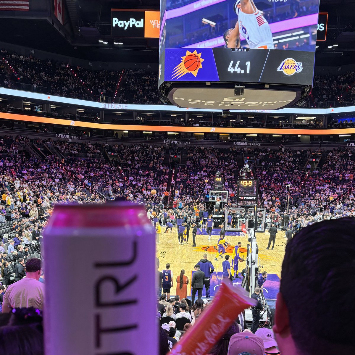 bbyxcee_'s tweet photo. Ball so hard motherf*ckers wanna fine me 🏀🐐#LakeShow #23VibesOnly https://t.co/1iwFUiZyny