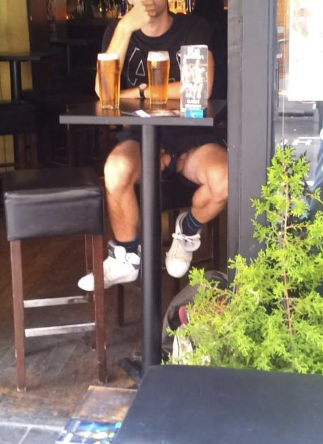 heav_me's tweet photo. Willy out Wednesdays, What a view!!!! #freeball #dickslips #footyshorts #beers #balls https://t.co/vscE4FOeXb
