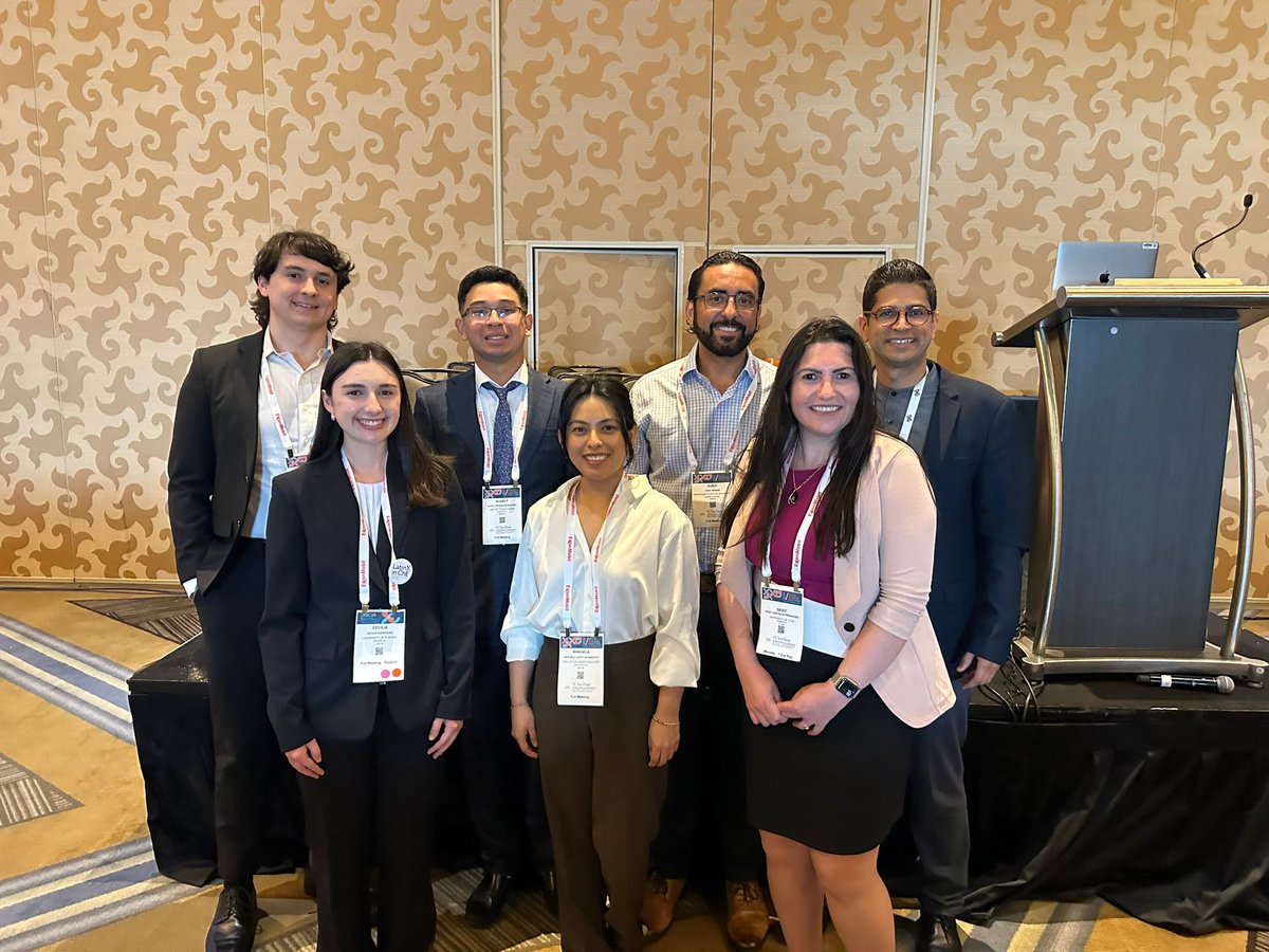 GabrielRodRiv's tweet photo. We had an amazing keynote lecture from Yuriy Roman-Leshkov at the @LatinXinChE  Voices at #AICHE2024. A few tips of wisdom from our speaker:
1. Don't be afraid to take risks 
2. Pick the right problem and surround yourself with the right people
3. Be true to yourself https://t.co/S3VkQ5RnH8