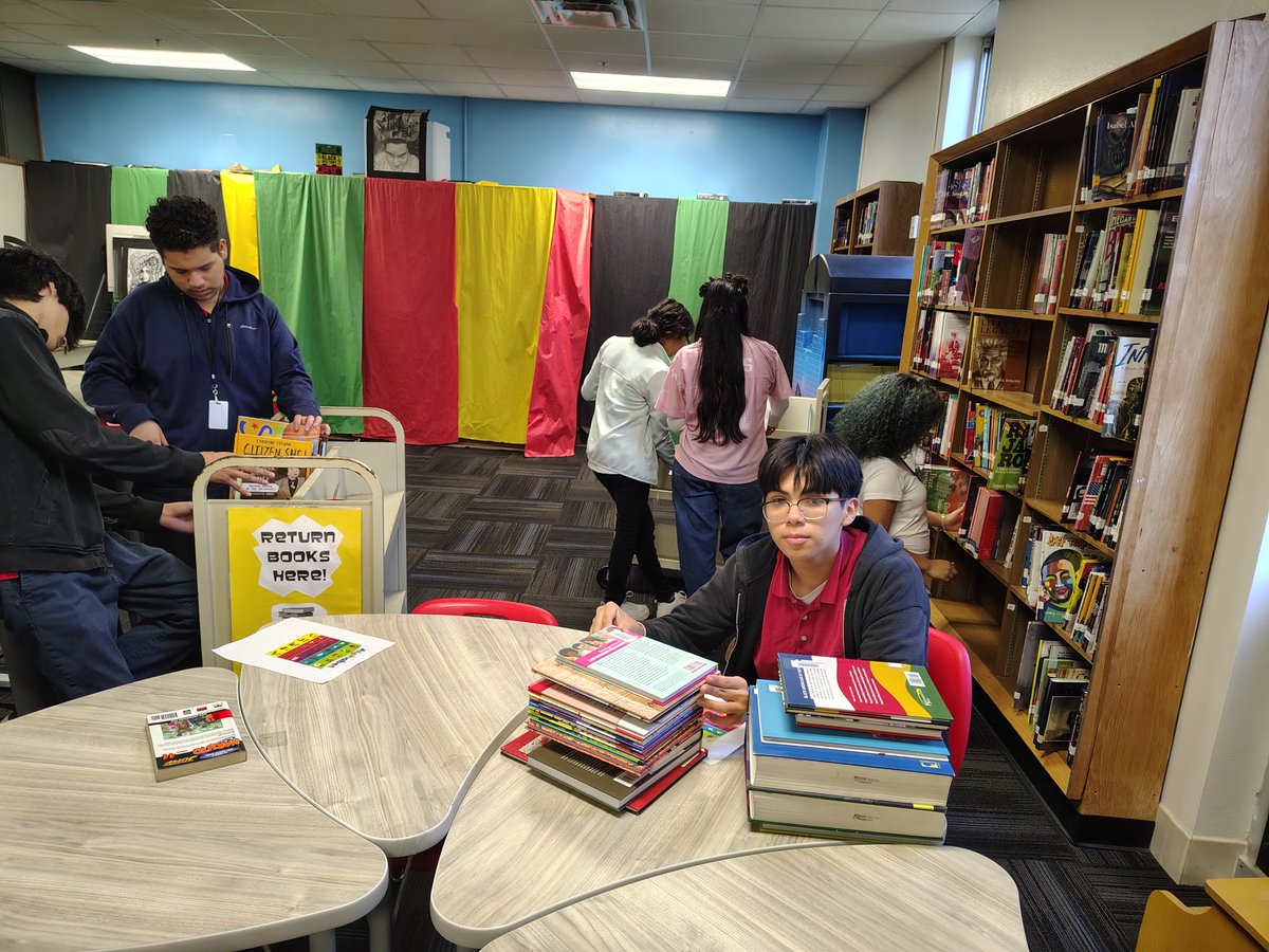 Skyline_Library (@skyline_library) on Twitter photo Student Library Assistants making sure your able to find your right fit books. Reorganizing the nonfiction shelves. Practicing work ready skills.<a href="/Skyline_Raiders/">Skyline High School</a> <a href="/DISD_Libraries/">Dallas ISD Libraries</a> <a href="/CharissaGovan/">Dr. Charissa Govan</a> Student Library Assistants making sure your able to find your right fit books. Reorganizing the nonfiction shelves. Practicing work ready skills.<a href="/Skyline_Raiders/">Skyline High School</a> <a href="/DISD_Libraries/">Dallas ISD Libraries</a> <a href="/CharissaGovan/">Dr. Charissa Govan</a>