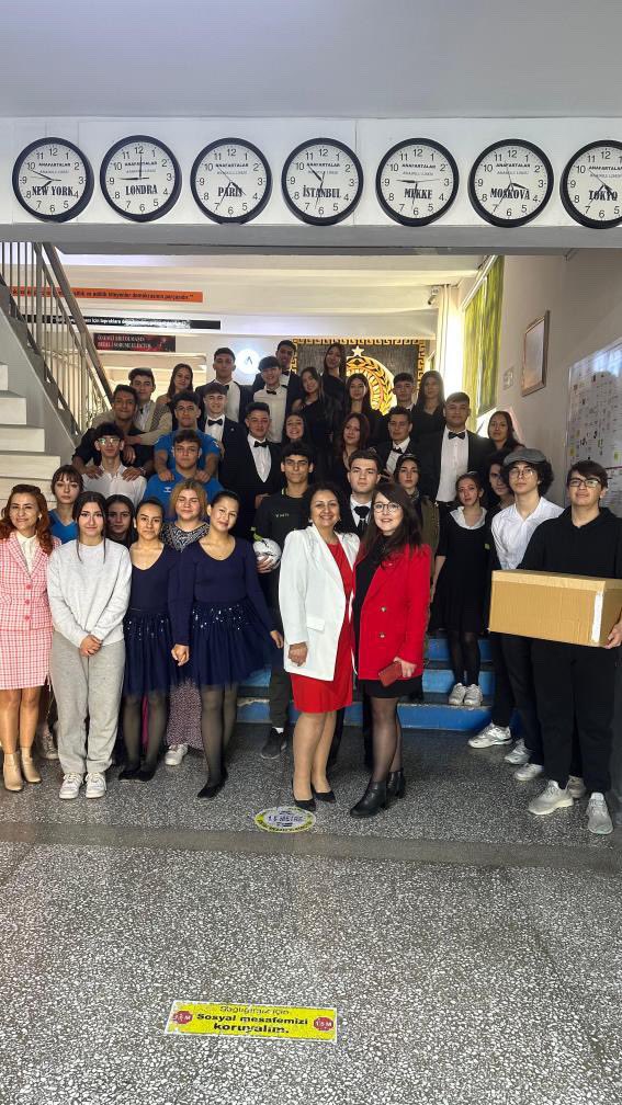 AnafartalAl's tweet photo. Cumhuriyetimizin 101. Yılını coşkuyla kutladık! Programda emeği geçen öğretmen ve öğrencilerimize teşekkür ederiz! @denizlimem @PamukkaleMEM @emre_caliskan @mhtcimen @AsimGulhan https://t.co/On6XibcTdd